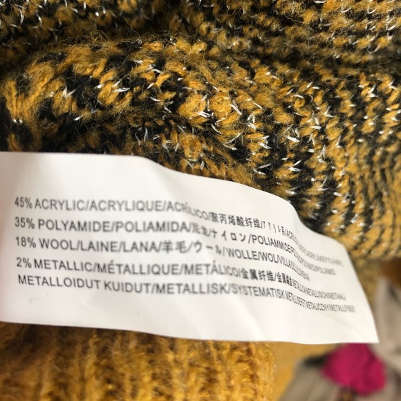 ❌SOLD❌J.O.A Animal Print Cardigan Sweater Button - Picture 8 of 8